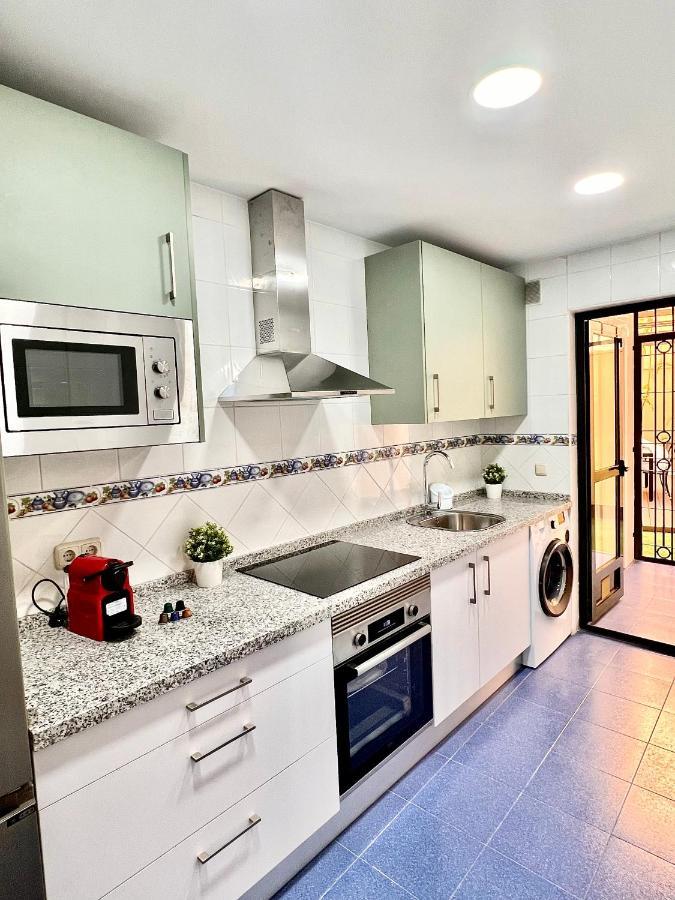 Apartament Puerto Deluxe Malaga Zewnętrze zdjęcie